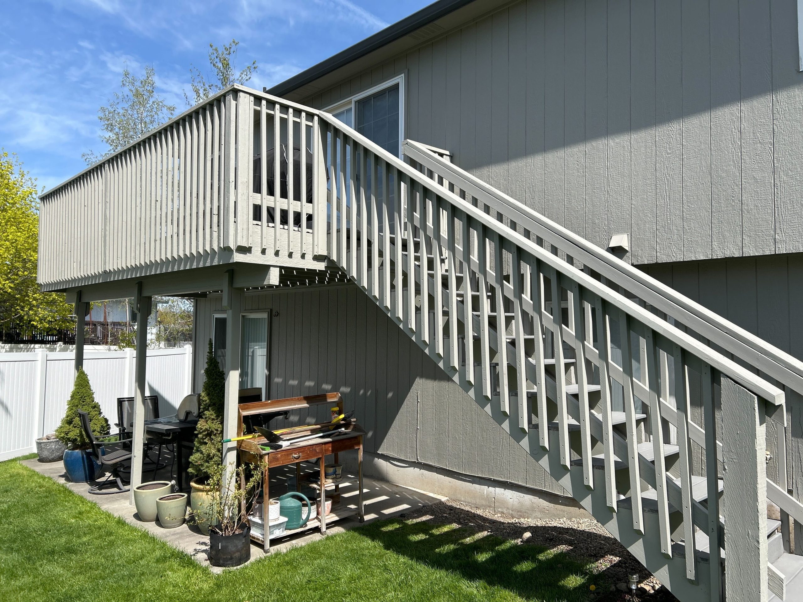 Deck and exterior detail painting project
