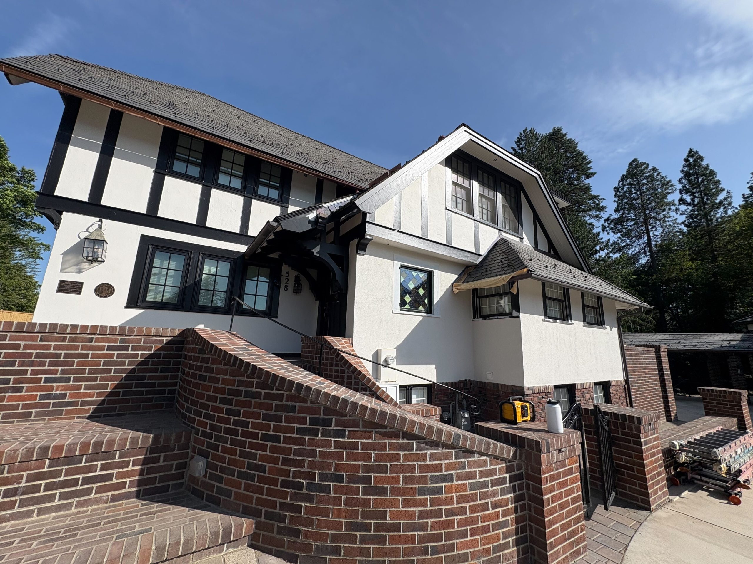 A residential home on the South Hill in Spokane being painted by Axiom Painting